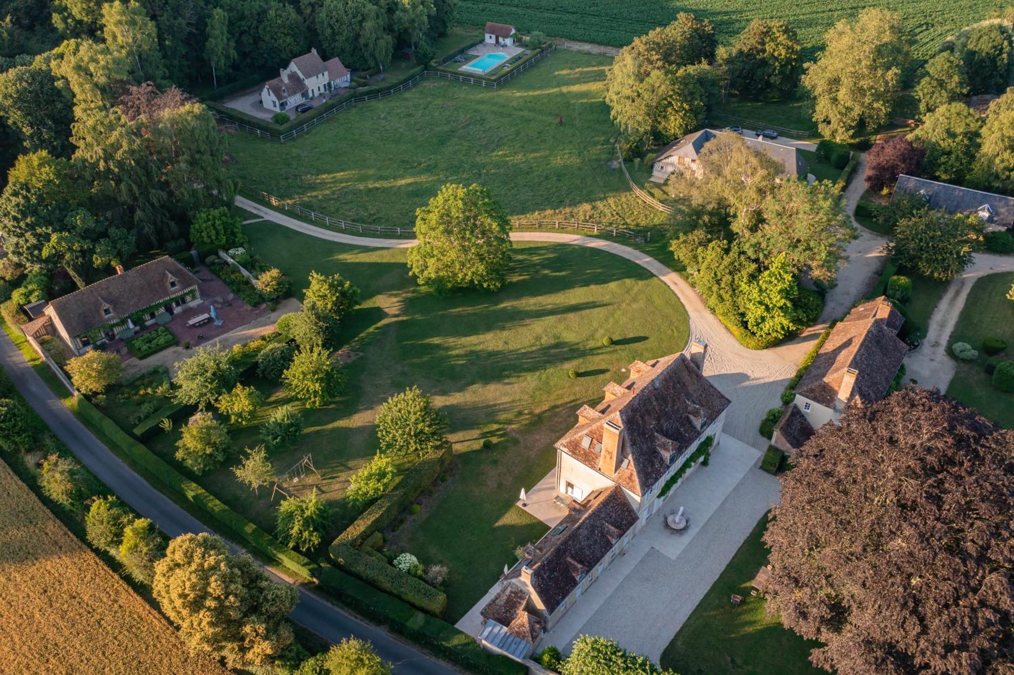 La Maison Corniere Bieville-en-Auge エクステリア 写真